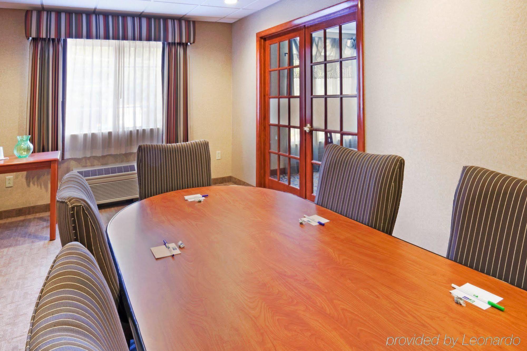 Holiday Inn Express Hotel & Suites Boston - Marlboro By Ihg Hudson Exteriör bild
