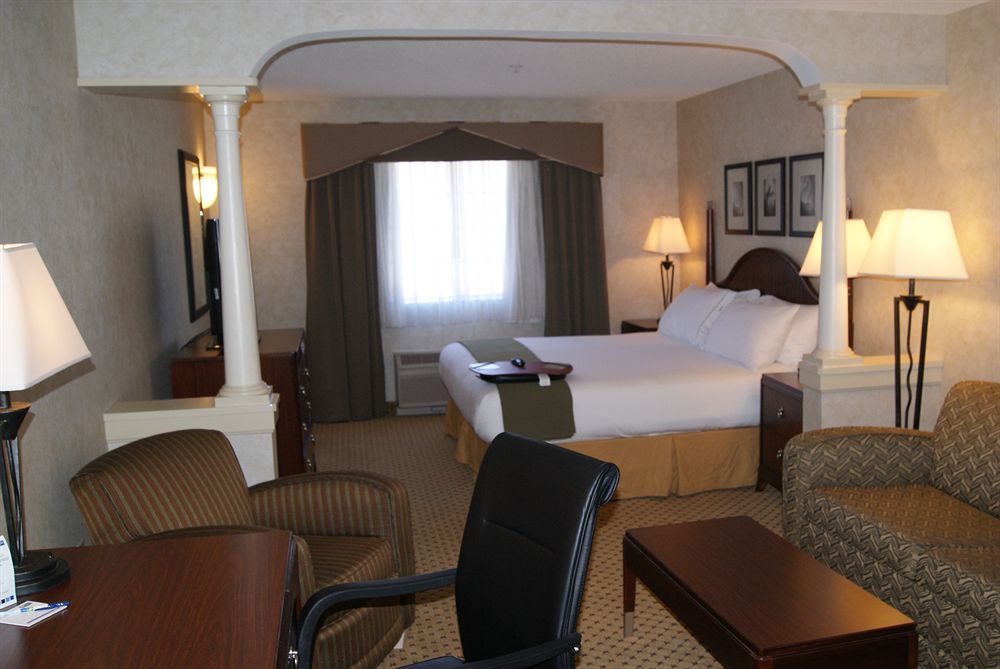 Holiday Inn Express Hotel & Suites Boston - Marlboro By Ihg Hudson Exteriör bild