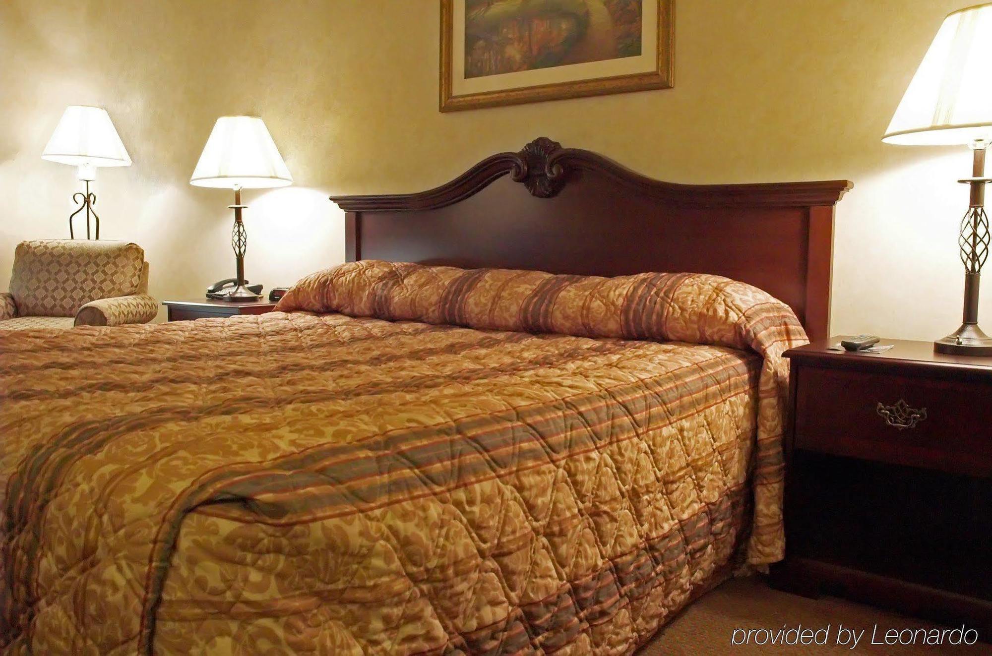 Holiday Inn Express Hotel & Suites Boston - Marlboro By Ihg Hudson Exteriör bild
